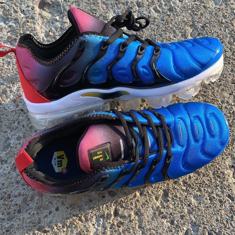 Nike vapor max plus men’s size 9.5 BNIB